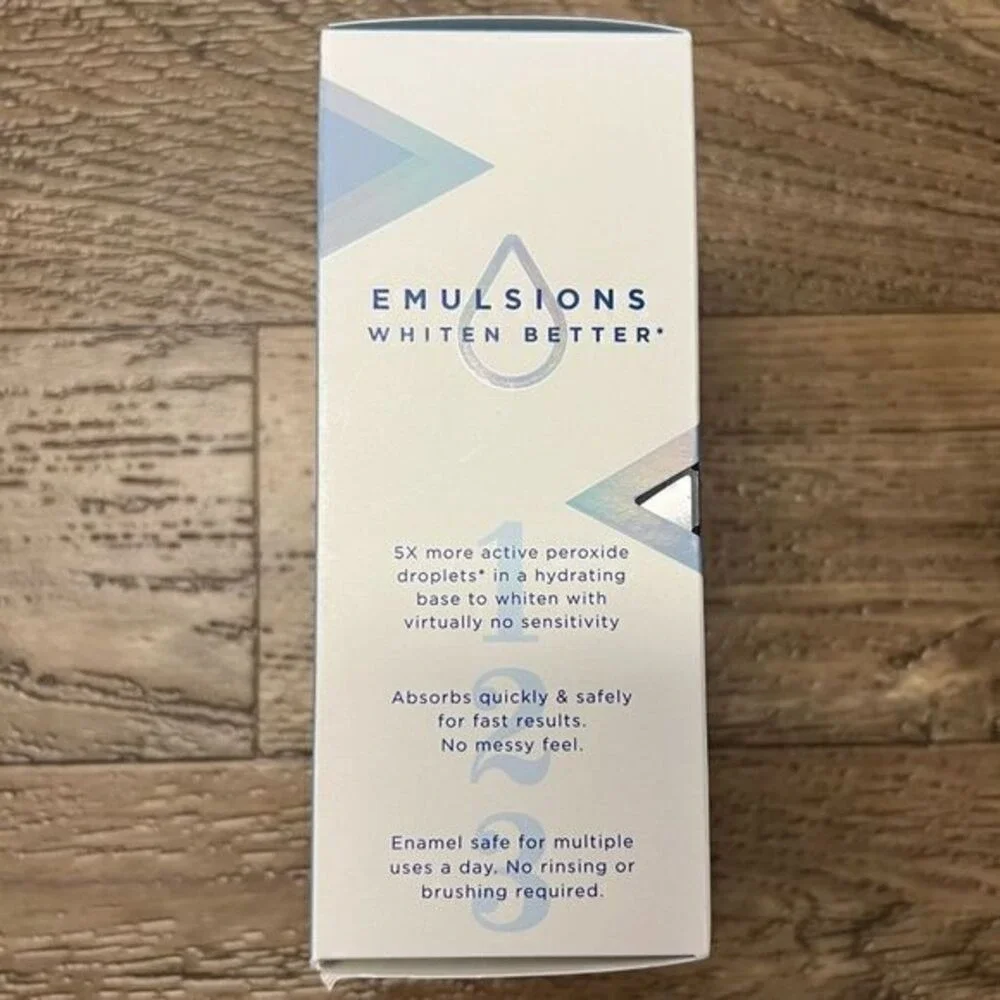 NIB Crest Whitening Emulsions Leave-On Teeth Whitening Treatment‎ EXP 12/22